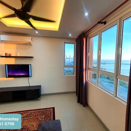 Bradong Homestay: Muslim-Friendly Seaview Retreat with Infinity Pool Kuala Terengganu Exterior photo